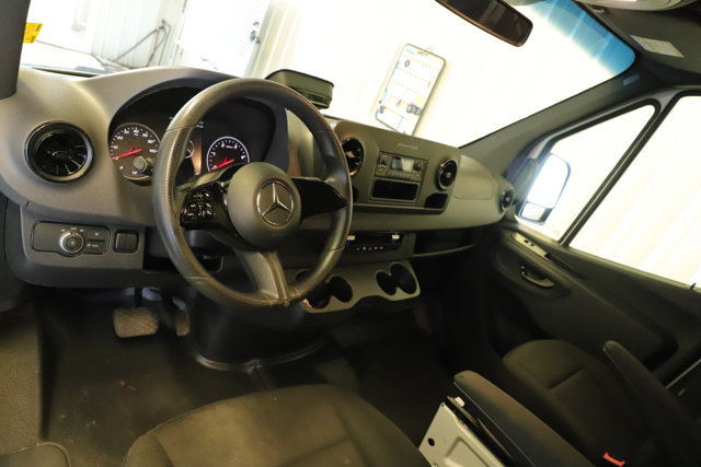 Used 2025 Mercedes-Benz Sprinter 2500 image 13