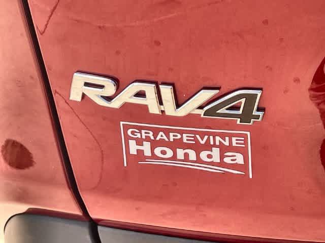 Used 2025 Toyota RAV4 XLE w/ Convenience Package AWD/4WD image 8
