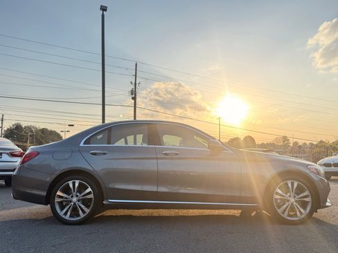 Used 2017 Mercedes-Benz C 300 4MATIC Sedan w/ Premium 3 Package image 6