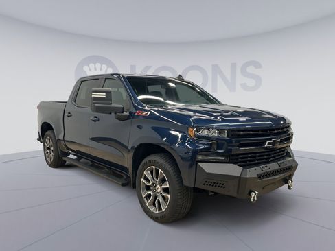 Used 2020 Chevrolet Silverado 1500 RST image 1