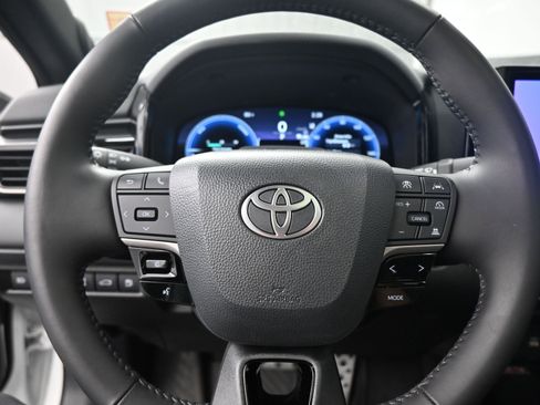 Certified 2025 Toyota Camry XSE w/ Premium Plus Package image 11