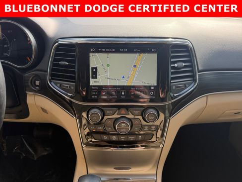 Used 2021 Jeep Grand Cherokee Limited RWD image 15