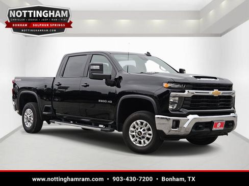 Used 2025 Chevrolet Silverado 2500 LT w/ Convenience Package AWD/4WD image 1
