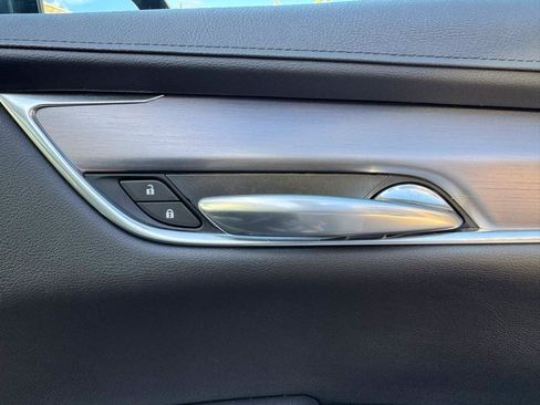 Used 2019 Cadillac XT5 Luxury FWD image 36