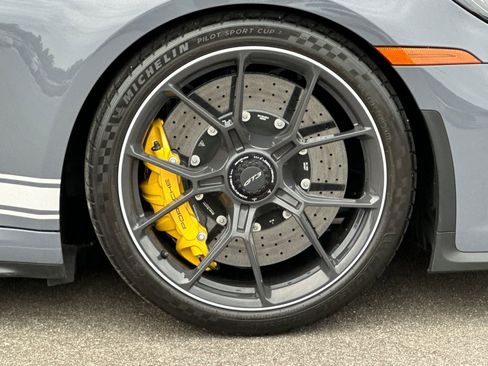 Used 2022 Porsche 911 GT3 image 40