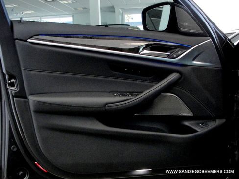 Used 2023 BMW 540i w/ M Sport Package RWD image 15