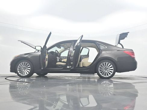 Used 2016 Hyundai Equus Signature RWD image 43