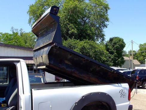 Used 2011 Ford F350 XL w/ Snow Plow Prep Pkg AWD/4WD image 5