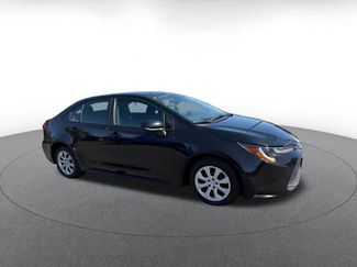 Used 2025 Toyota Corolla LE FWD video 2