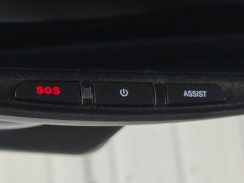 Used 2024 Dodge Durango R/T w/ Tow 'N Go Package AWD/4WD image 12