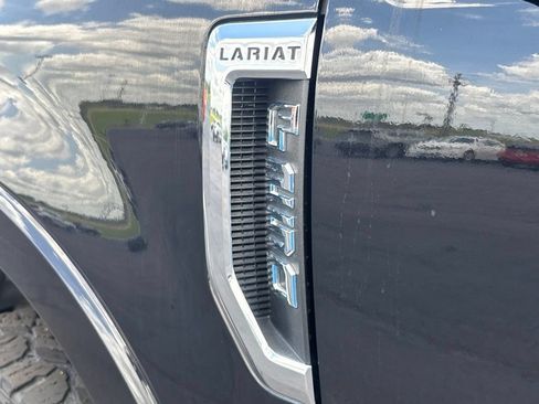 Used 2021 Ford F250 Lariat w/ Tremor Off-Road Package AWD/4WD image 40