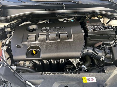 Used 2020 Toyota C-HR XLE image 13