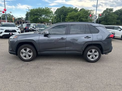 Used 2025 Toyota RAV4 XLE AWD/4WD image 4