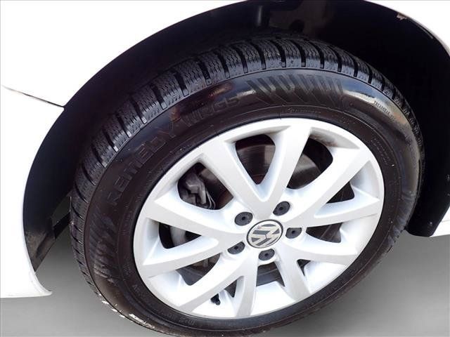 Used 2013 Volkswagen Jetta SE FWD image 6