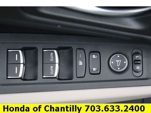Certified 2025 Honda Accord SE image 21
