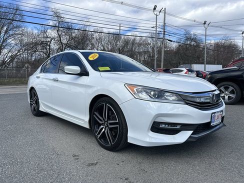 Used 2016 Honda Accord Sport image 3