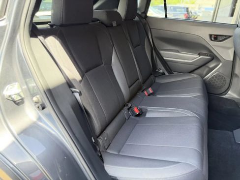 Used 2025 Subaru Crosstrek 2.5i Premium AWD/4WD image 17
