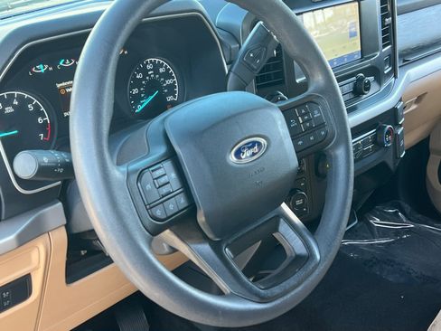 Used 2022 Ford F150 XLT w/ Trailer Tow Package image 9