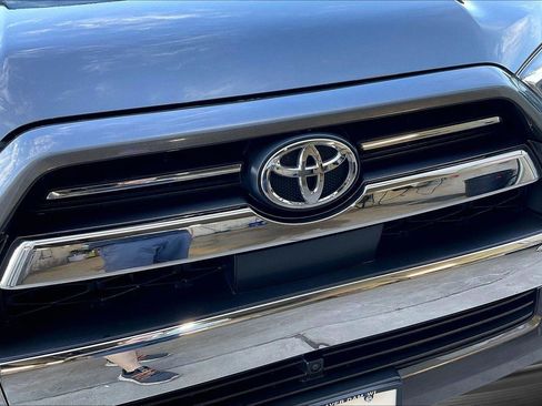 Used 2023 Toyota 4Runner Limited AWD/4WD image 26