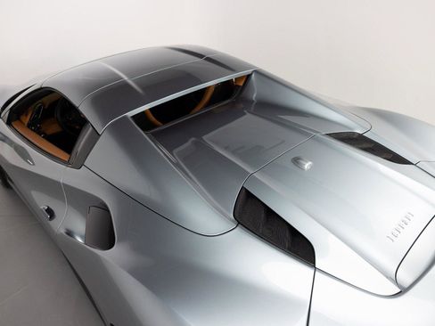 Used 2017 Ferrari 488 Spider RWD image 43