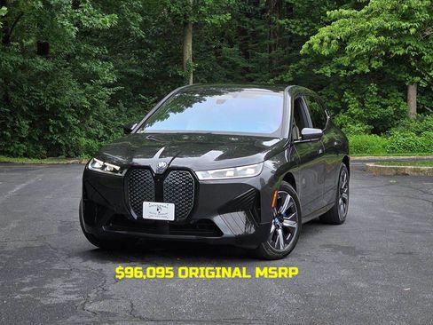 Used 2024 BMW iX xDrive50 w/ Sport Package AWD/4WD image 1
