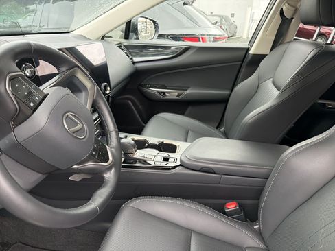 Used 2025 Lexus NX 350h AWD w/ Cold Area Package image 6