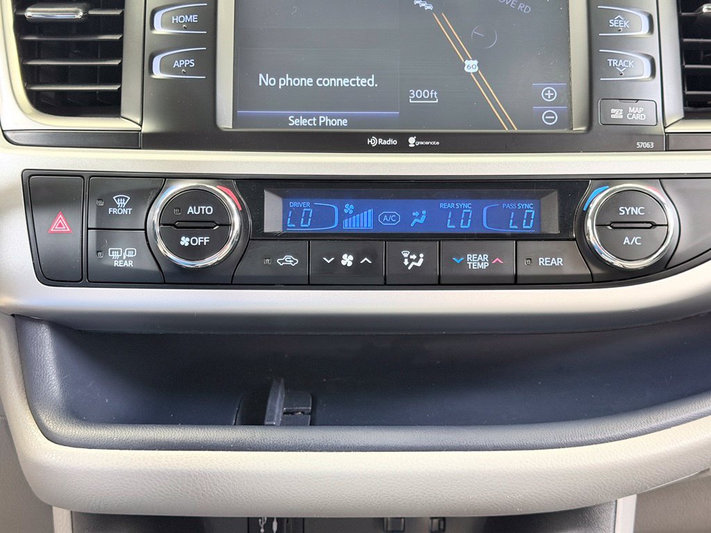 Used 2015 Toyota Highlander XLE AWD/4WD image 55