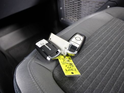 Used 2022 Ford Bronco Outer Banks image 23