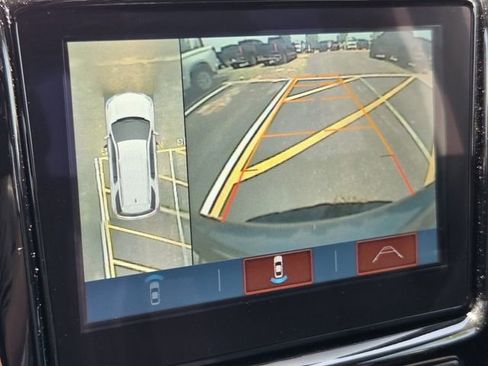 Used 2019 Chevrolet Traverse RS w/ LPO, Floor Liner Package AWD/4WD image 23