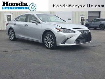 Used 2019 Lexus ES 300h w/ Premium Package