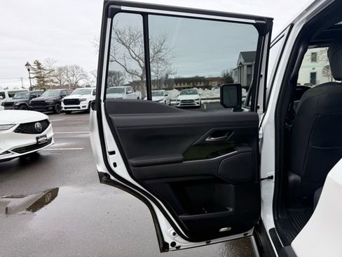 Used 2024 Lexus GX 550 image 28