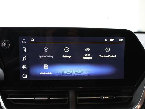 Used 2025 Chevrolet Trax RS w/ Driver Confidence Package FWD image 28