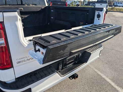 Used 2023 Chevrolet Silverado 1500 RST image 12