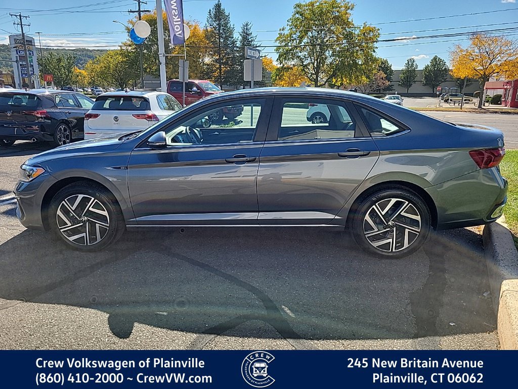 Certified 2024 Volkswagen Jetta SEL FWD image 26