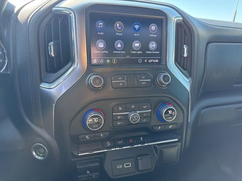 Used 2022 Chevrolet Silverado 2500 LT w/ Convenience Package image 10