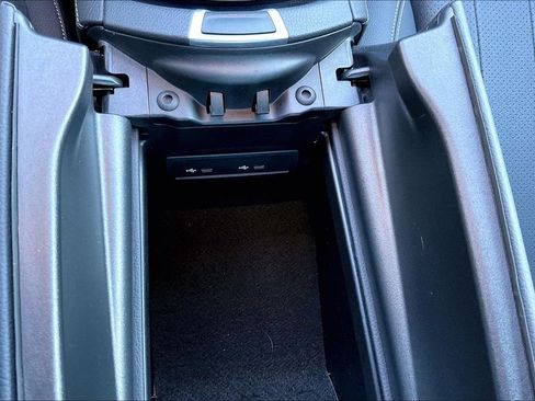 Used 2023 Mercedes-Benz E 350 4MATIC Sedan image 16