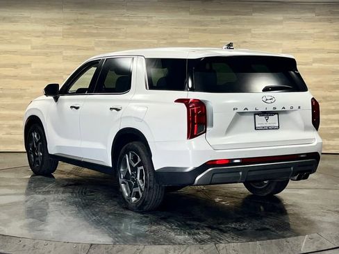 Used 2023 Hyundai Palisade Limited AWD/4WD image 13