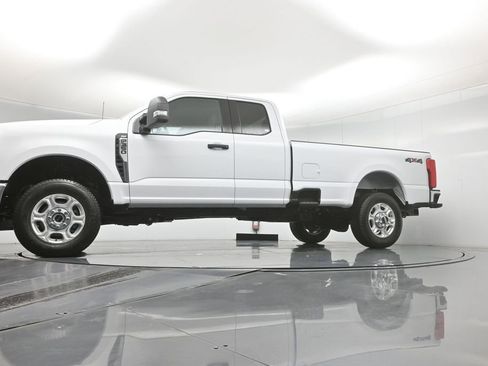New 2026 Ford F350 XLT image 7