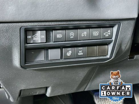 Used 2023 Toyota Tundra Platinum AWD/4WD image 11