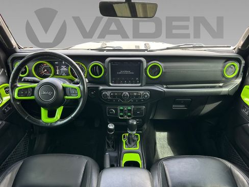 Used 2020 Jeep Wrangler Unlimited Sahara AWD/4WD image 2