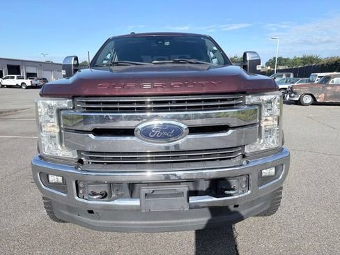 Used 2017 Ford F250 Lariat w/ Lariat Ultimate Package AWD/4WD image 8