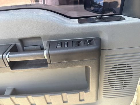 Used 2012 Ford F250 XL w/ PWR Equipment Group RWD image 10