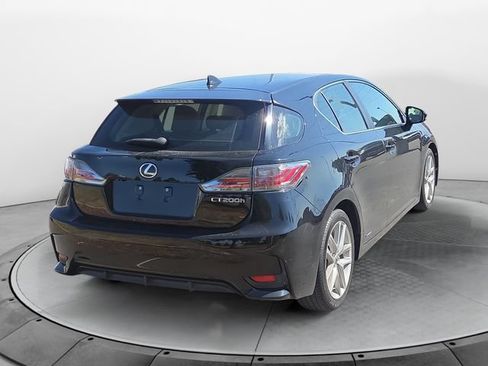 Used 2016 Lexus CT 200h w/ Navigation Package FWD image 5