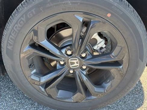 Used 2025 Honda Accord SE image 5