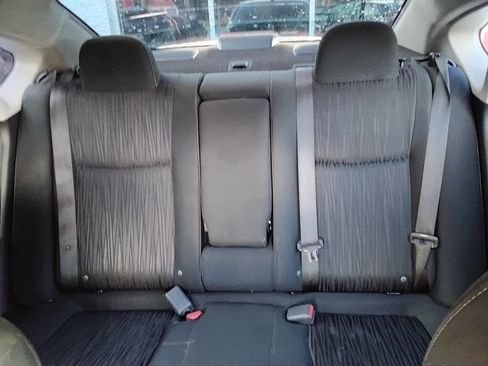 Used 2019 Nissan Sentra SV image 6