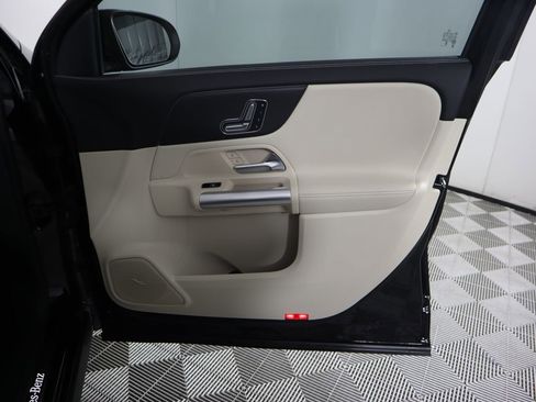 Certified 2025 Mercedes-Benz GLA 250 GLA 250 image 26