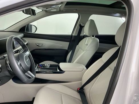 Used 2025 Hyundai Tucson Limited image 15