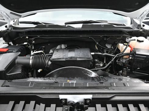 Used 2025 Chevrolet Silverado 2500 W/T image 31