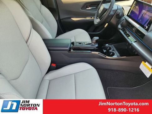 New 2026 Toyota Prius XLE image 12