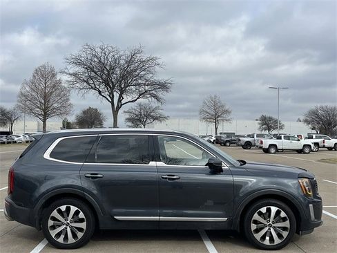 Used 2020 Kia Telluride SX image 3